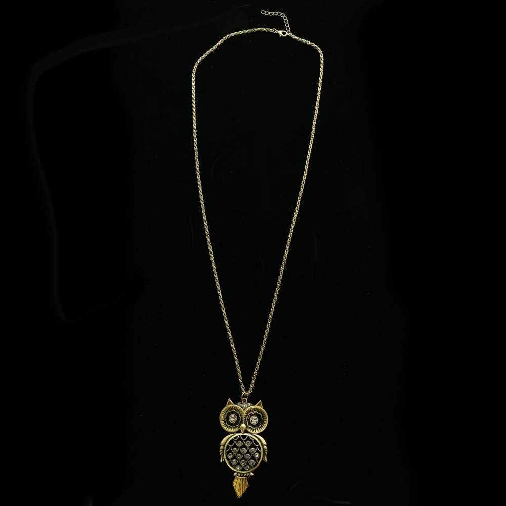 Luxury Crystal Owl Necklace Gold NWOT